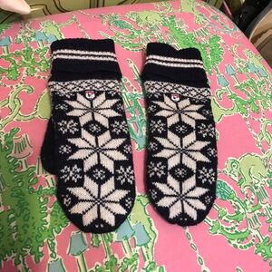 NWOT New Hestra Isvik Mitt navy & off white Patterned Wool Knitted Mitten Size 7